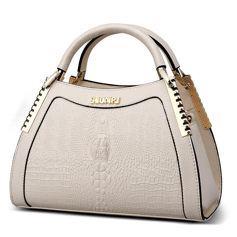 Fashion handbag حقيبة يد أنيقة