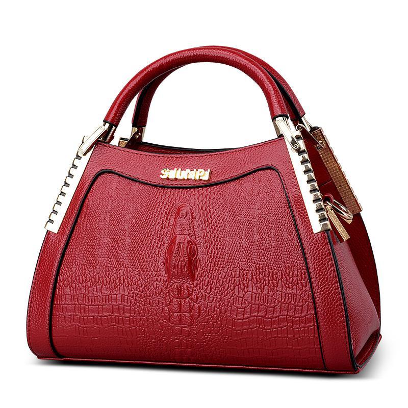 Fashion handbag حقيبة يد أنيقة